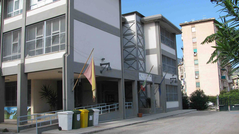 Biblioteca Alessandra Novelli (I.C.S. Giuliana Saladino)